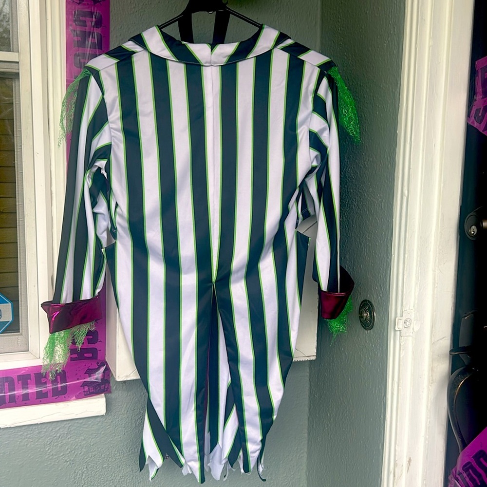 Dolls Kill ISO Exorcist 3 piece Costume, size Small , Beetle Juice , Hot 2024 - Picture 11 of 11